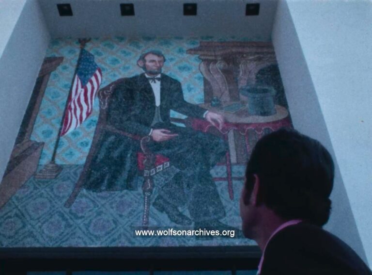 Save the American Flag Murals: Preservation Alert for 1200 Lincoln Road